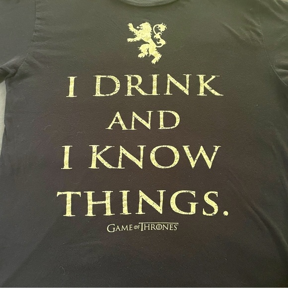 Unisex Game of Throne’s graphic T-shirt sz medium - Picture 2 of 5